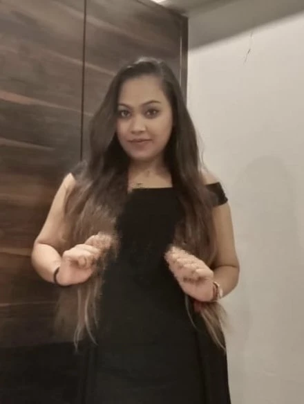 Prachi Real Meet & Cam Show – Indian escort in Mumbai — 1 / 2