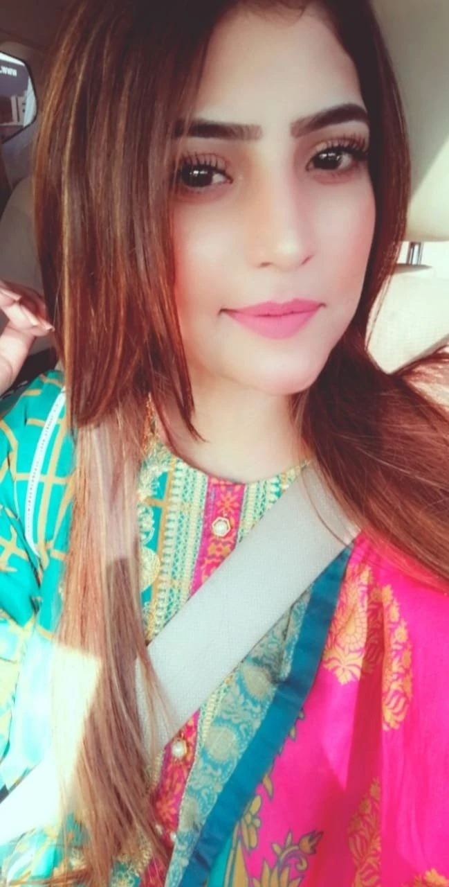 Alaïa – Indian escort in Islamabad — 3 / 4