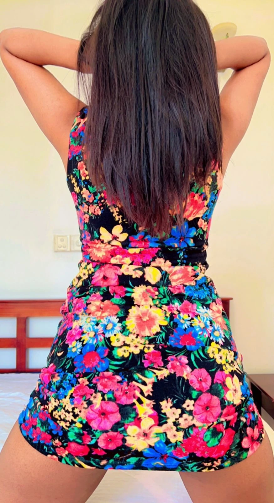Nethuki Campus Girl in CMB – Sri Lankan escort in Colombo — 7 / 11