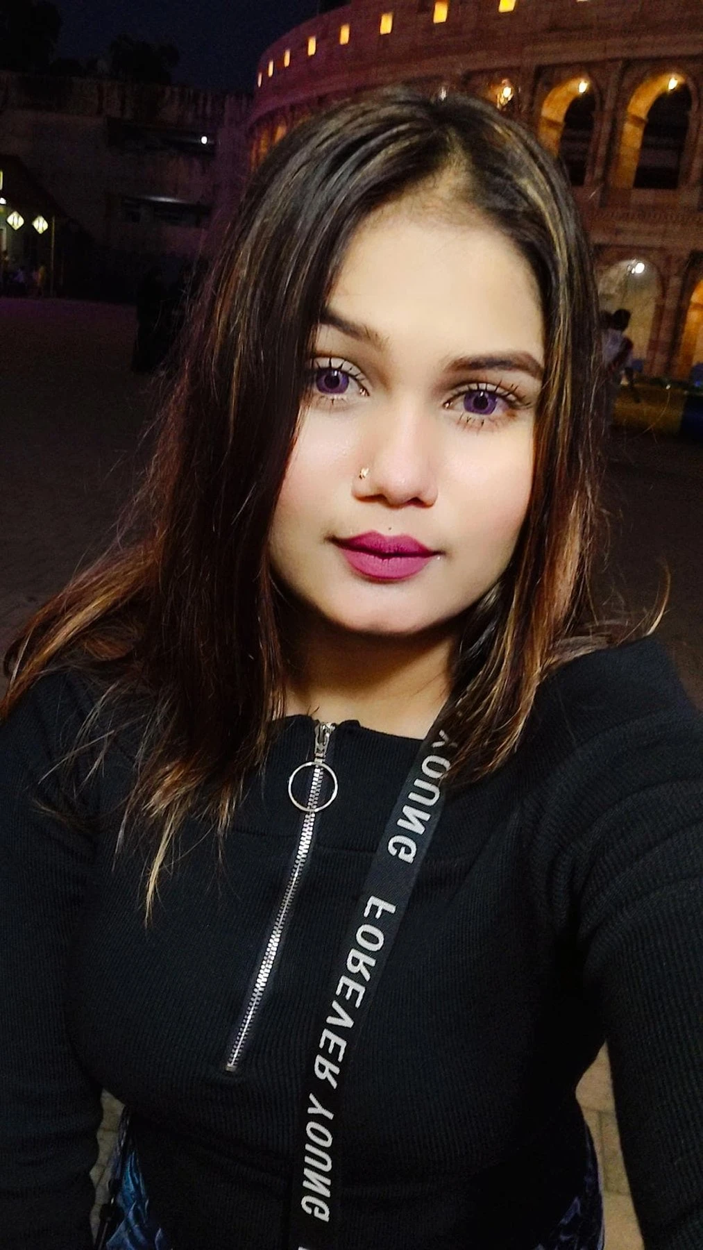 Deepika – Indian escort in Pune — 6 / 7