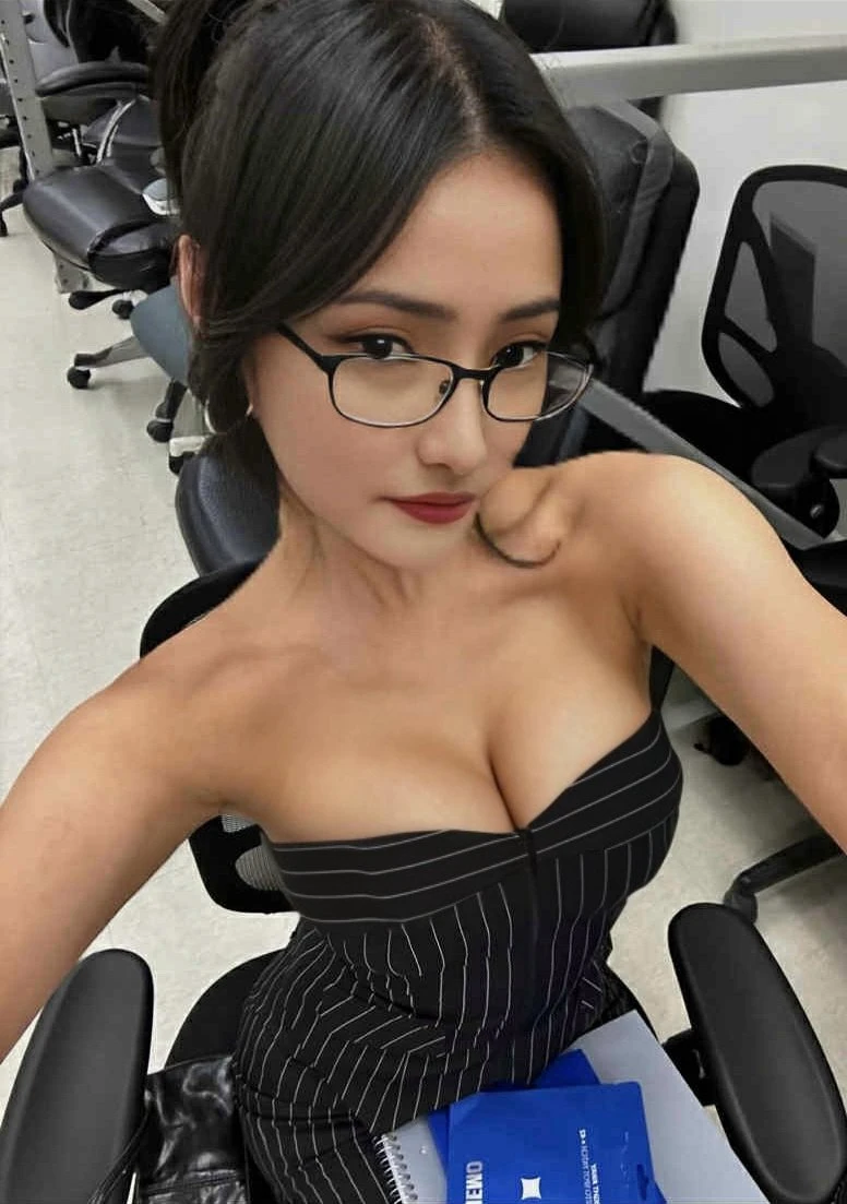 Madison – Uzbekistani escort in Mumbai — 11 / 15