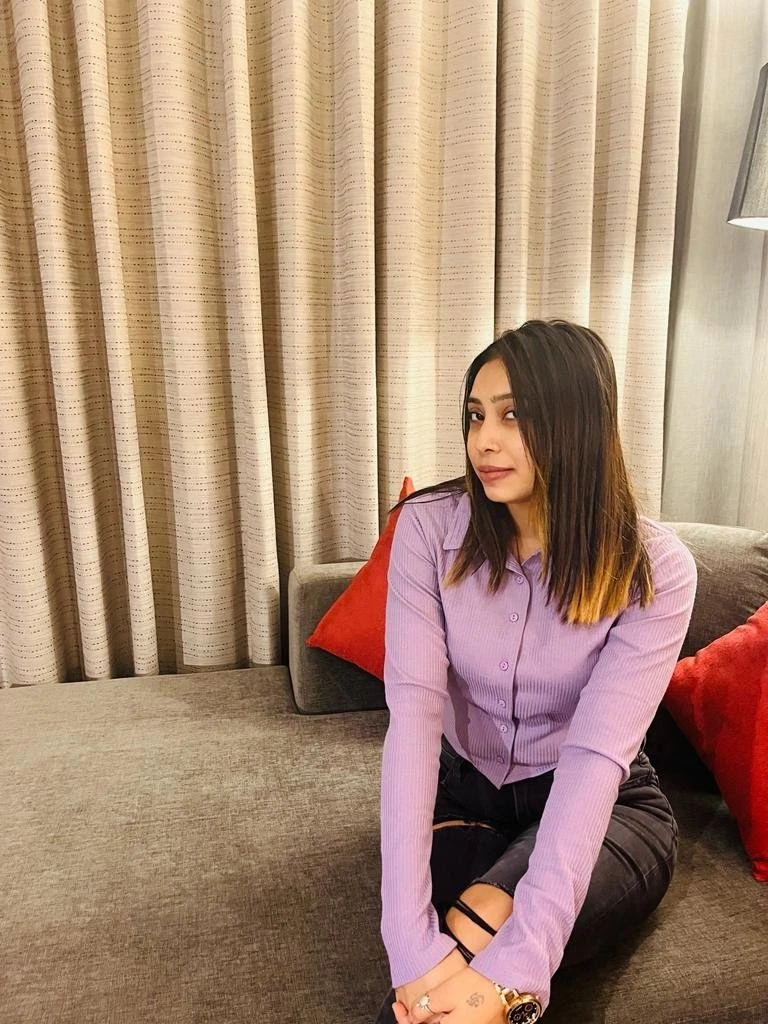 Athiya ( Independent Escort) – Indian escort in Bangalore — 2 / 6