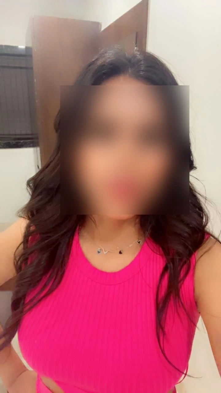Priya – Indian escort in Mumbai — 2 / 6