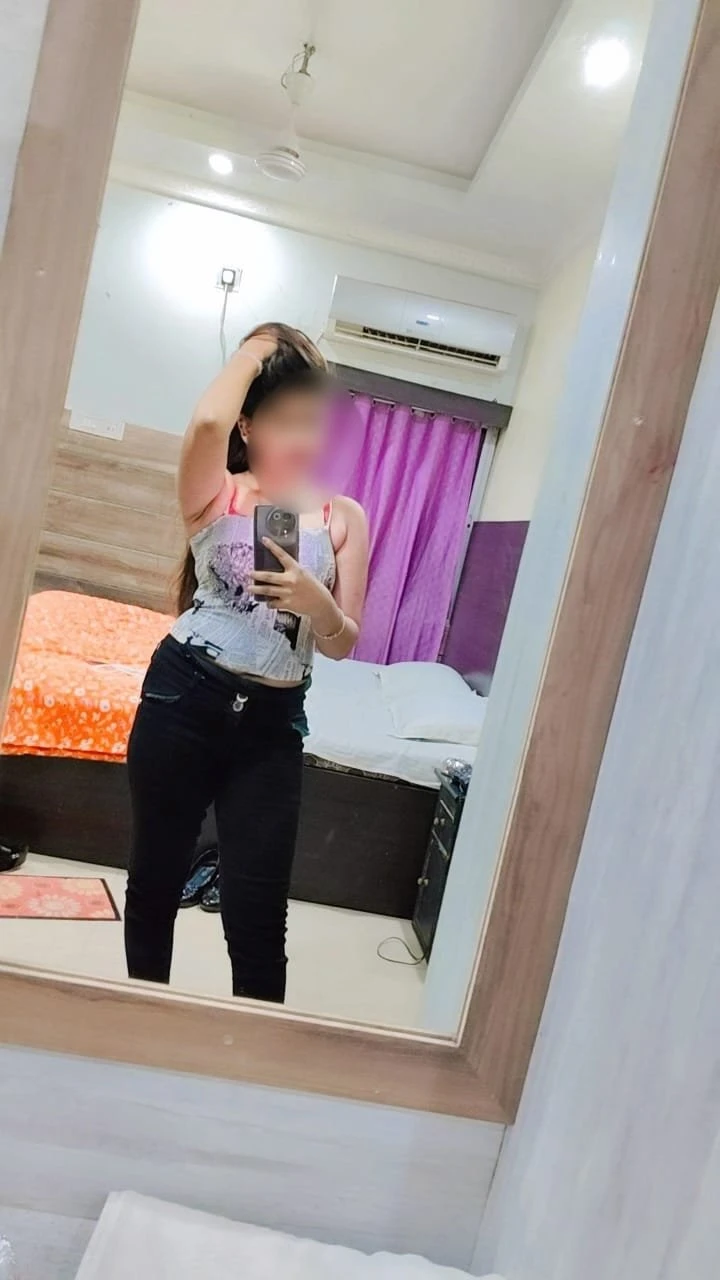 Nikki an Independent Cash Pay ONS GFE – Indian escort in Pune — 5 / 9