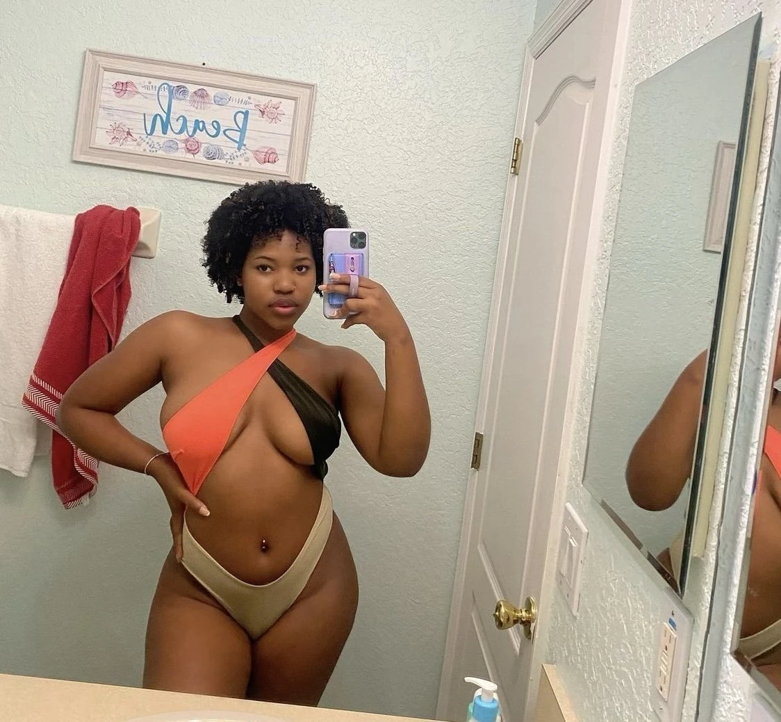 Bree 22 – Jamaican escort in Beirut — 5 / 6
