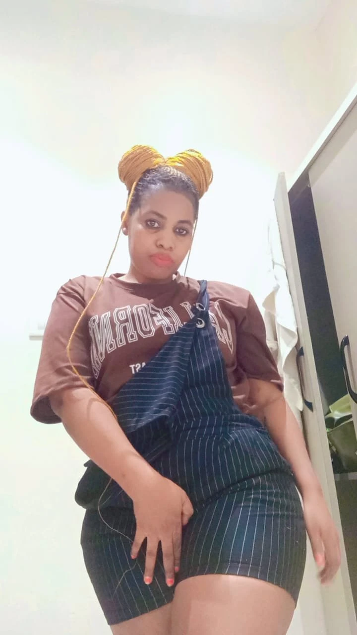 Shilla African Sex Queen – South African escort in Mumbai — 2 / 5