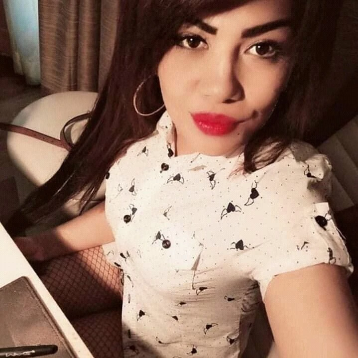 Alisha – escort in New Delhi — 4 / 8