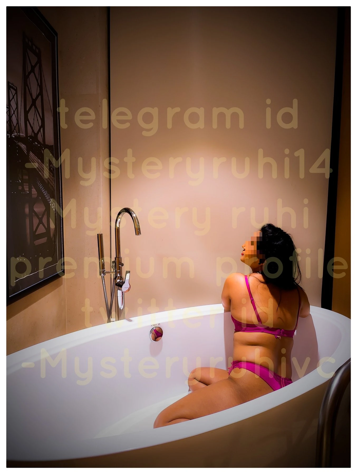 Mystery Ruhi Premium cam girl – Indian escort in Kolkata — 11 / 26