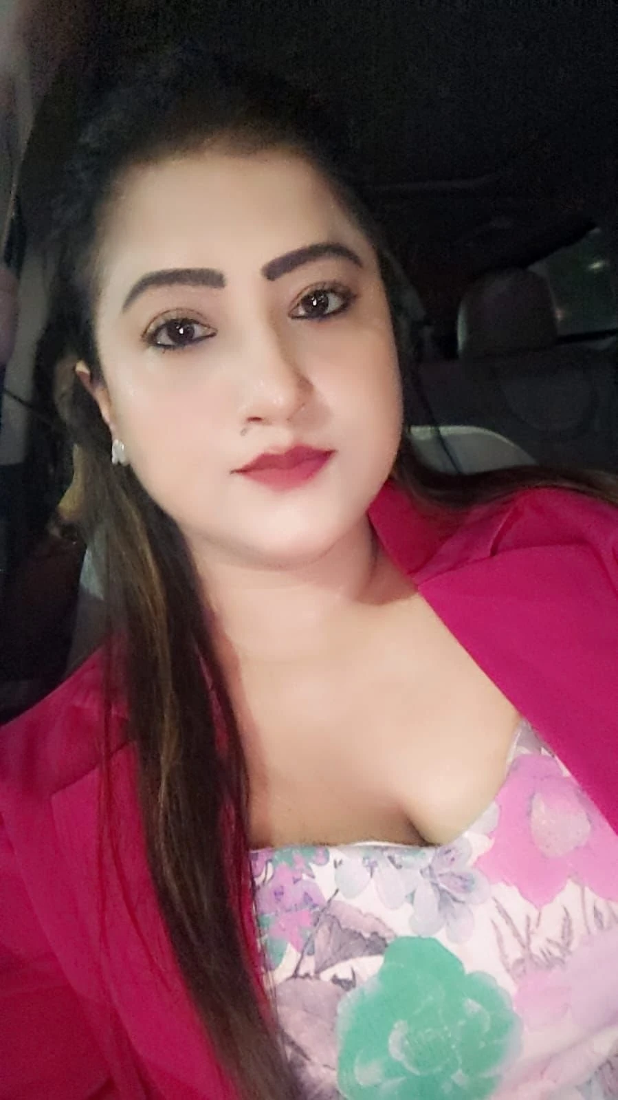 Soniya Roy – Indian escort in Hyderabad — 4 / 8