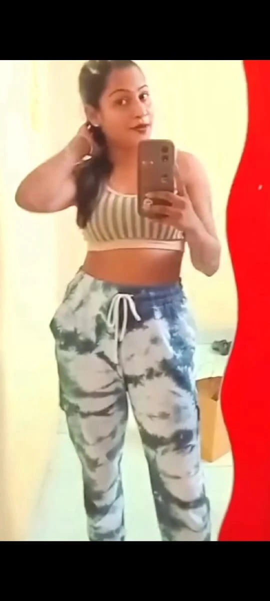 Webcam and Real Meeting – Indian escort in Mumbai — 2 / 4
