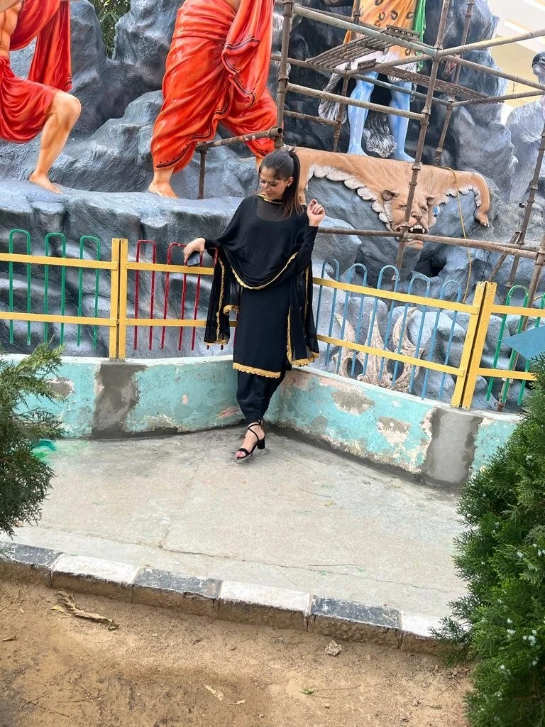 Simran Kaur, only video services – Indian escort in New Delhi, Escort, New Delhi