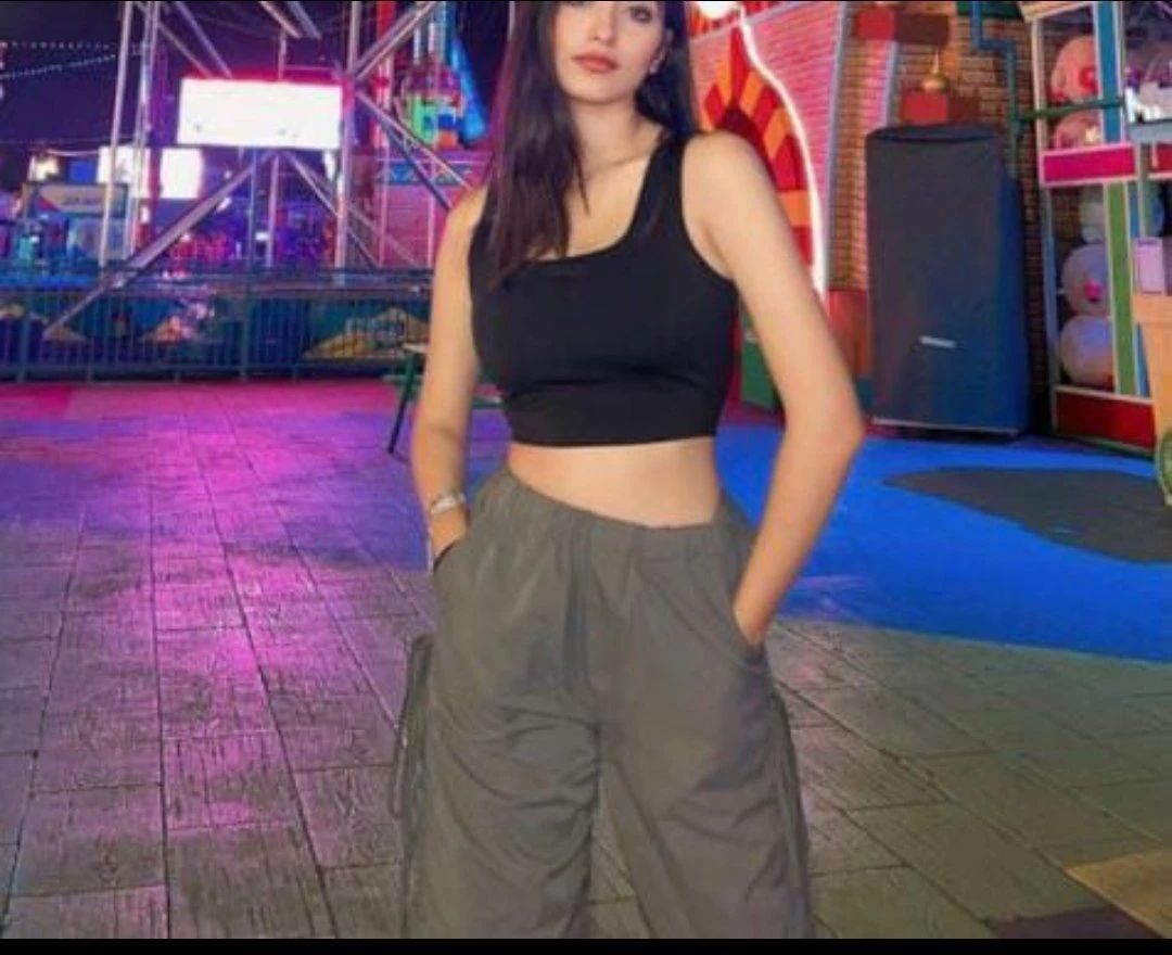 Neha Singh (Cam Show and Real Meet) – Iranian escort in Pune — 1 / 5