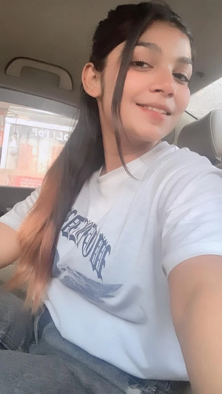 Myra Arora – Indian escort in New Delhi — 3 / 5