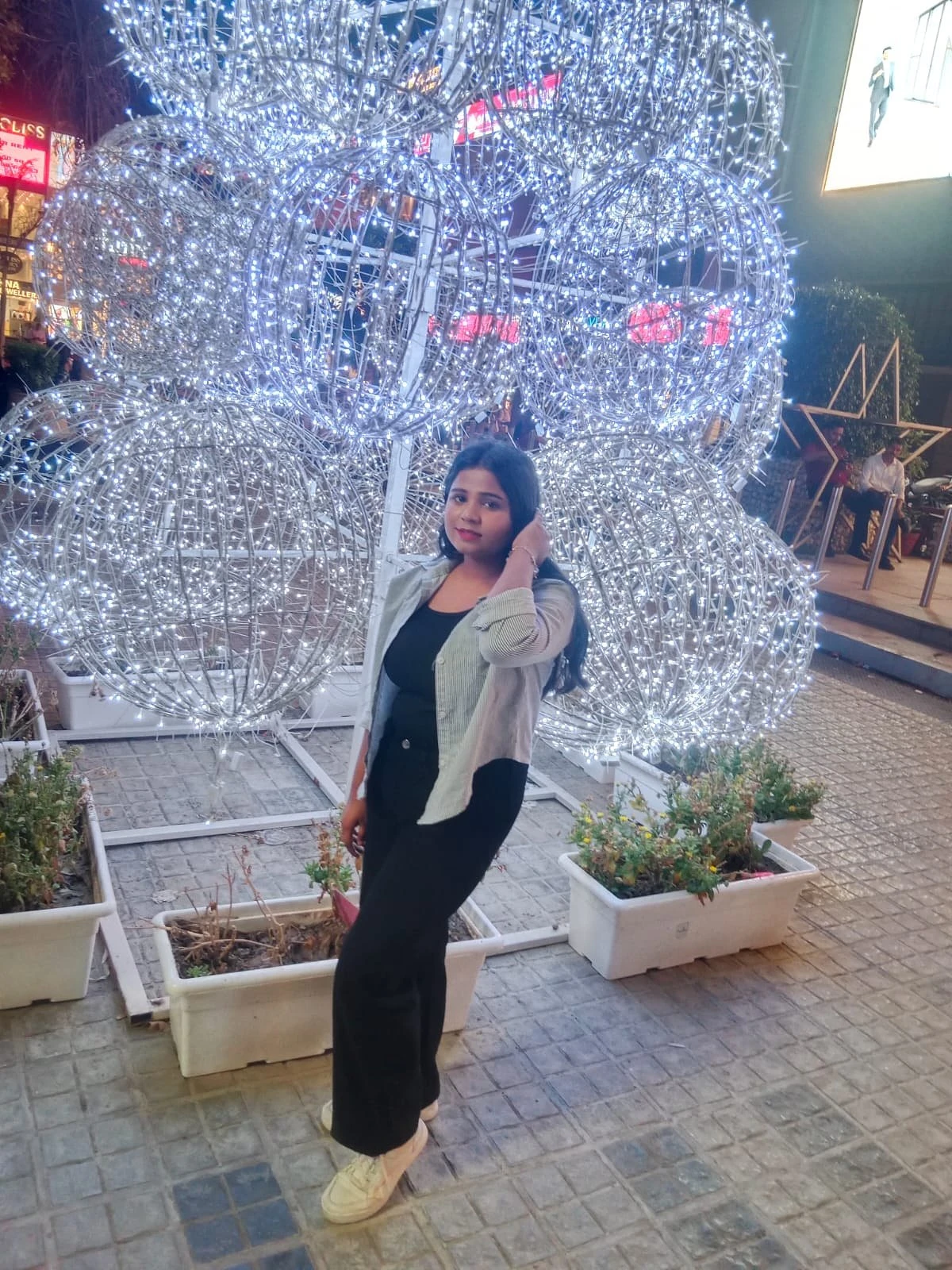 Payal an Independent Cash Pa – Indian escort in Noida — 4 / 7