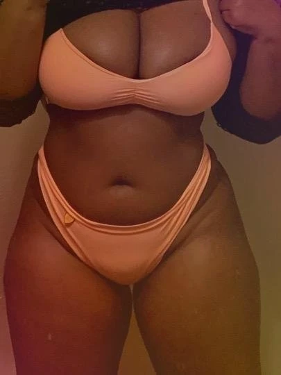 Leah anal,deepthroat, videos,rimming – Ugandan escort in Kampala — 2 / 3