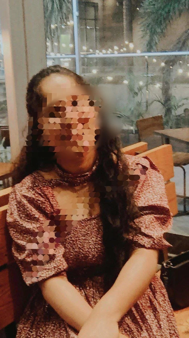 Smt – Indian escort in Pune — 1 / 2
