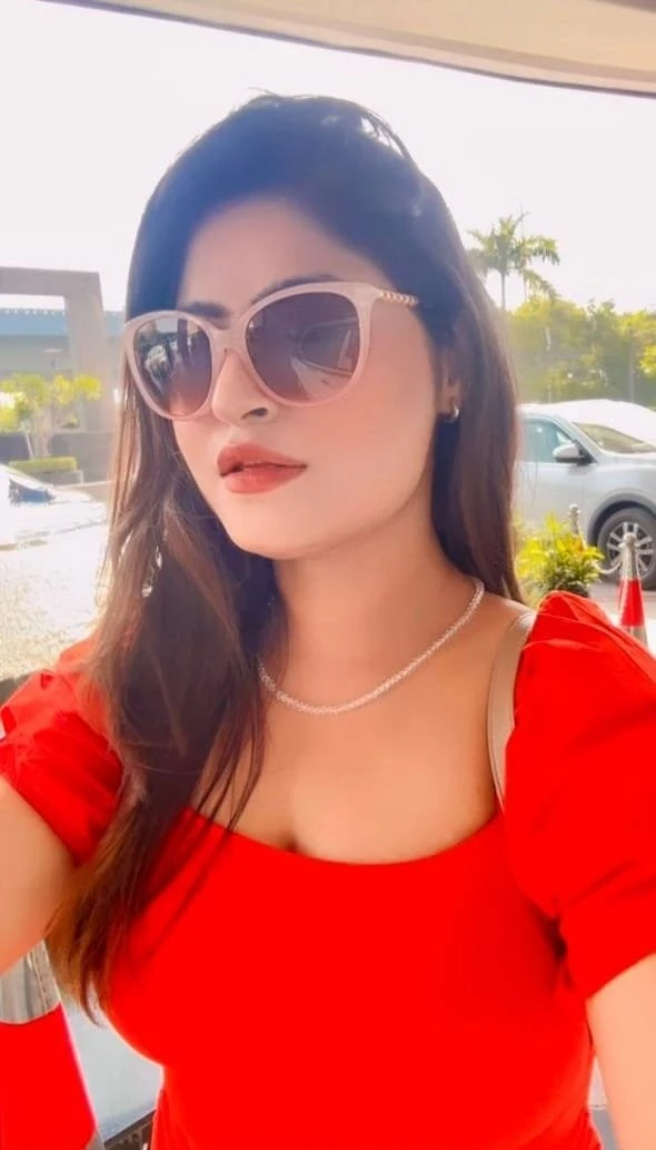 Delhi Luxury 5 Star Hotel Service – Indian escort in New Delhi — 4 / 5