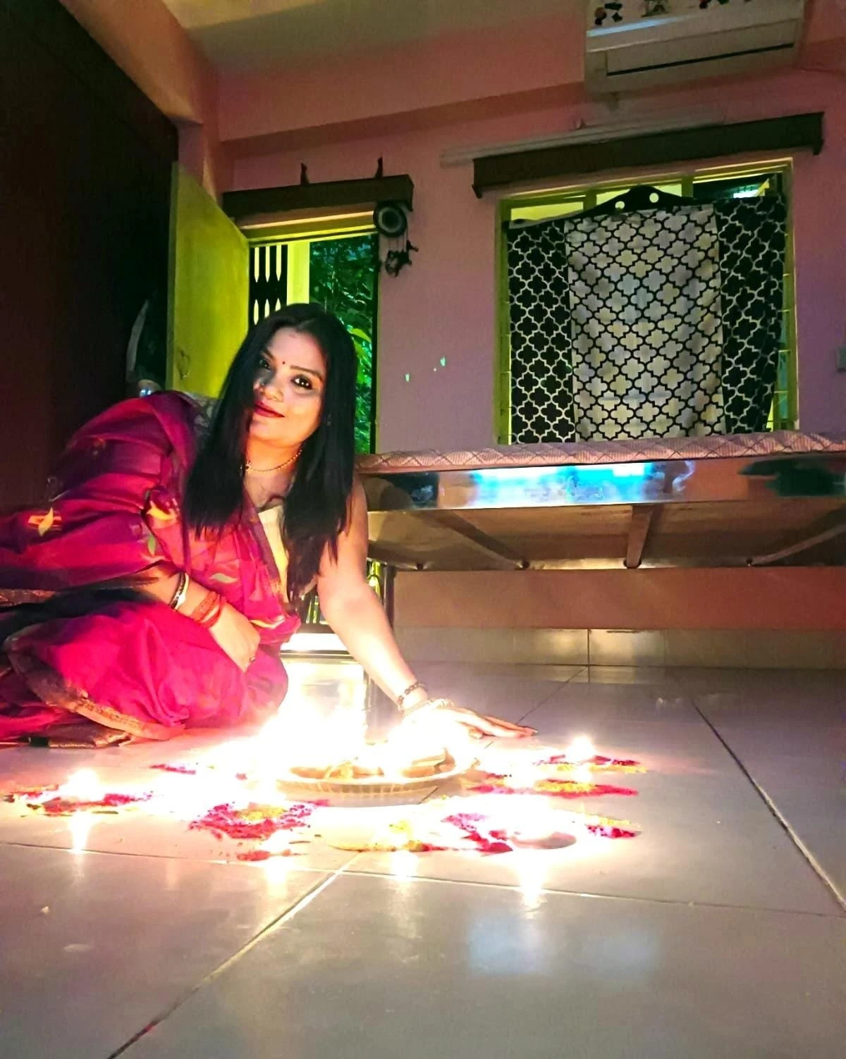 Sumona Sen – Indian escort in Kolkata — 4 / 6