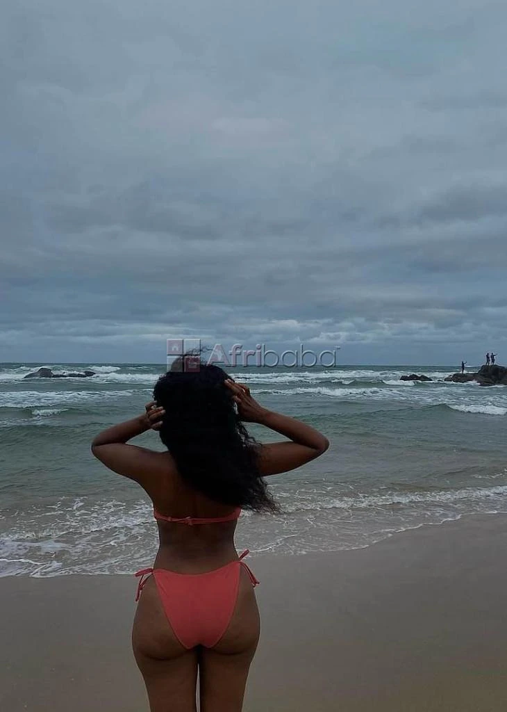 Jøna Service Escorte – Togolese escort in Lomé — 2 / 4