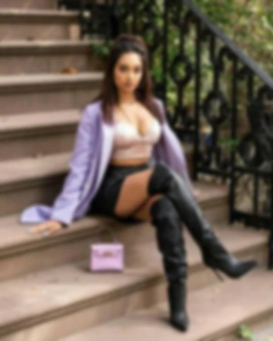 Sristi & Friends Pune Independent Escort – Indian escort in Pune — 2 / 4