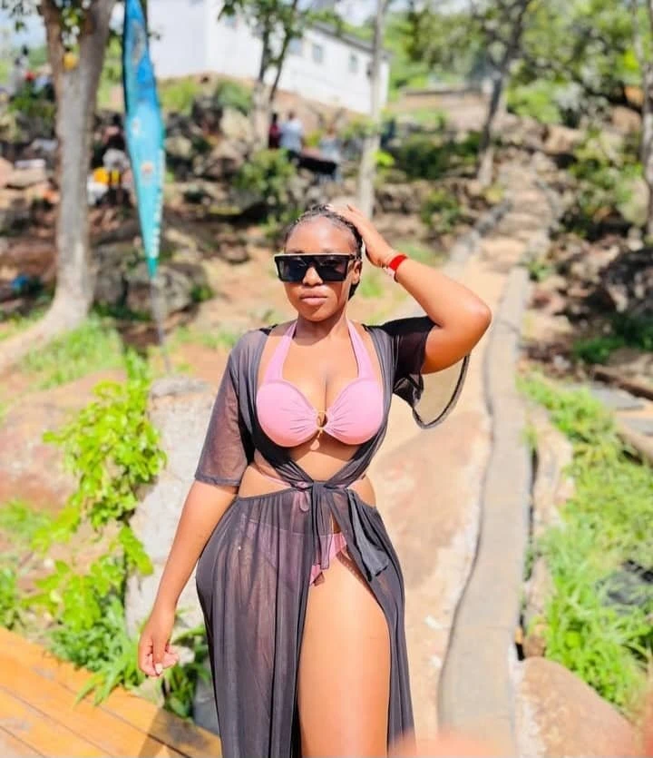 African Lesbians +91//961220//4360 – escort in Mumbai — 2 / 10