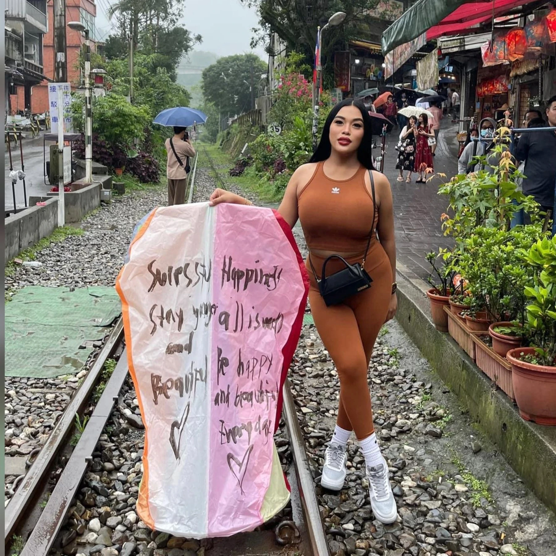 The girl you always wanted / Gigi – Mexican escort in Ho Chi Minh City — 12 / 31
