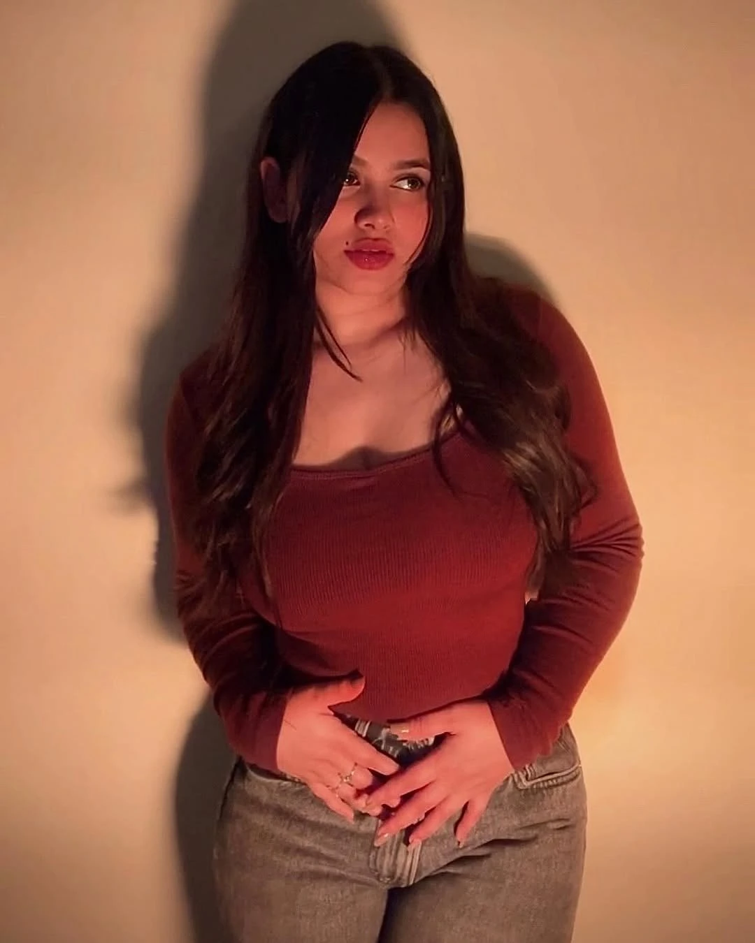 Amisha – Indian escort in Pune — 2 / 3