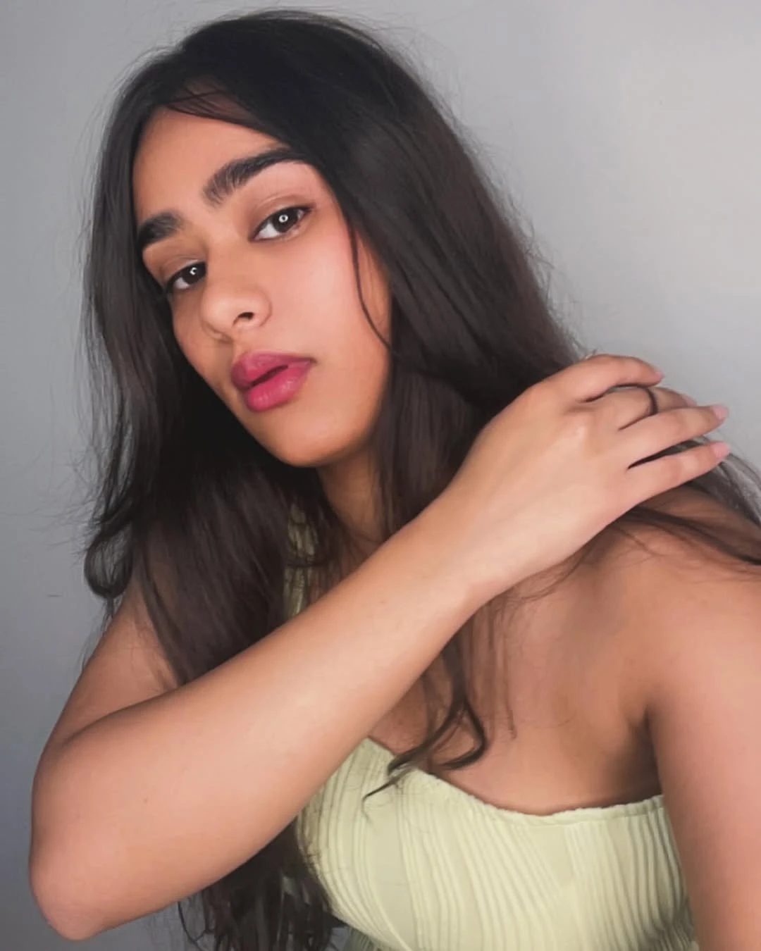 Antra – Indian escort in Hyderabad — 2 / 4