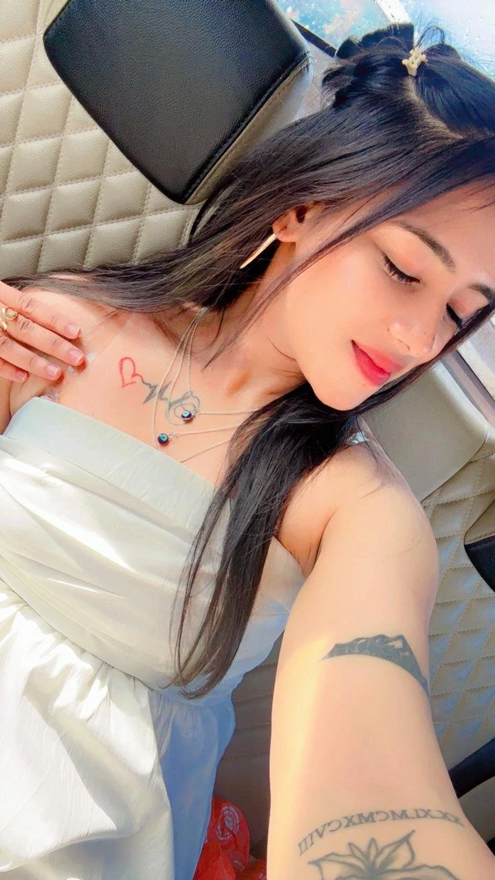 ꧁ Real Pics Hot ‍🩹Escort🥀1️ – Batswana escort in Candolim, Goa — 4 / 7