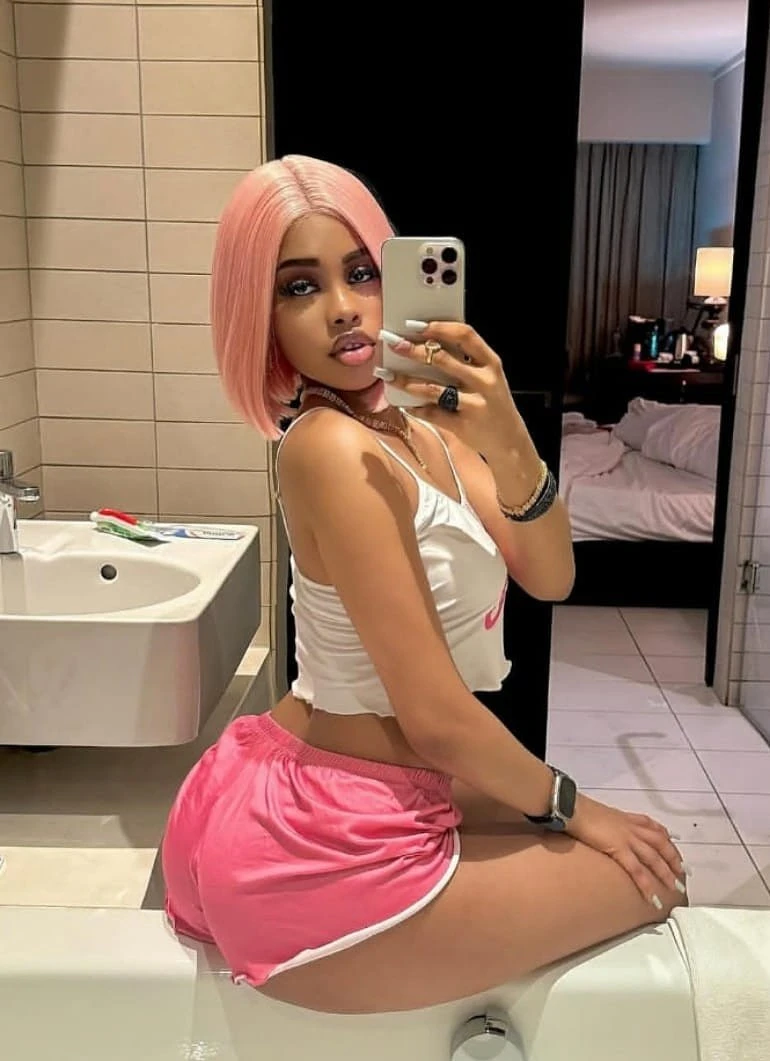 Bella – Tanzanian escort in Indore — 2 / 4