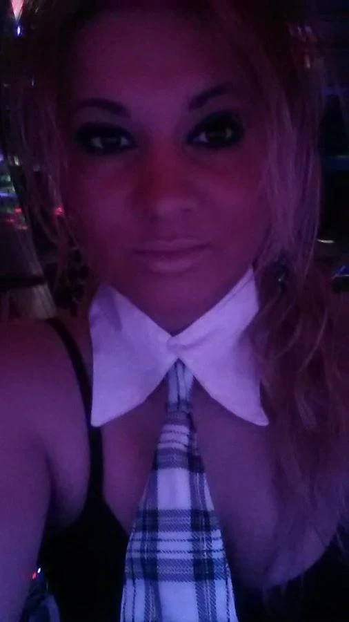 Selena Carmell – Romanian escort in Bucharest — 14 / 18