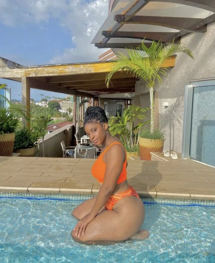 Florence – Australian escort in Dakar — 3 / 5