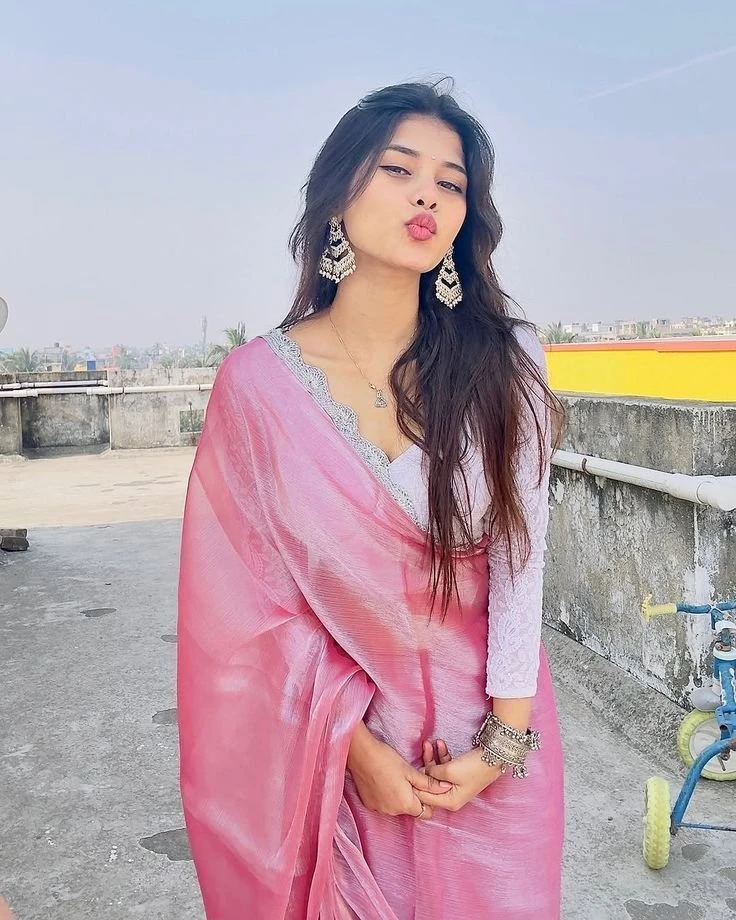 Anushka – escort in Kolkata — 3 / 5