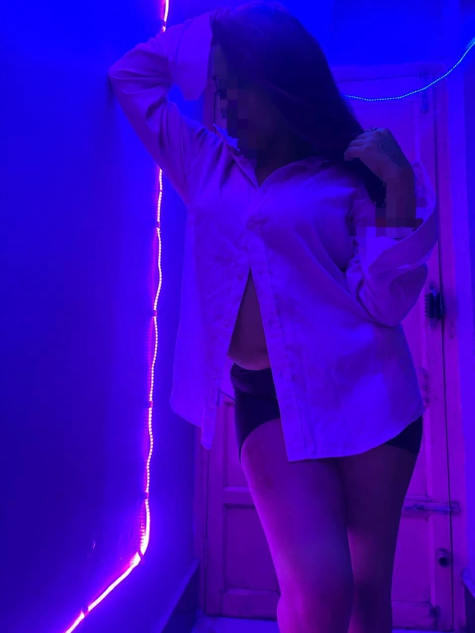 Kolkata Cam Session & Real Escort Servic – Indian escort in Kolkata — 10 / 17