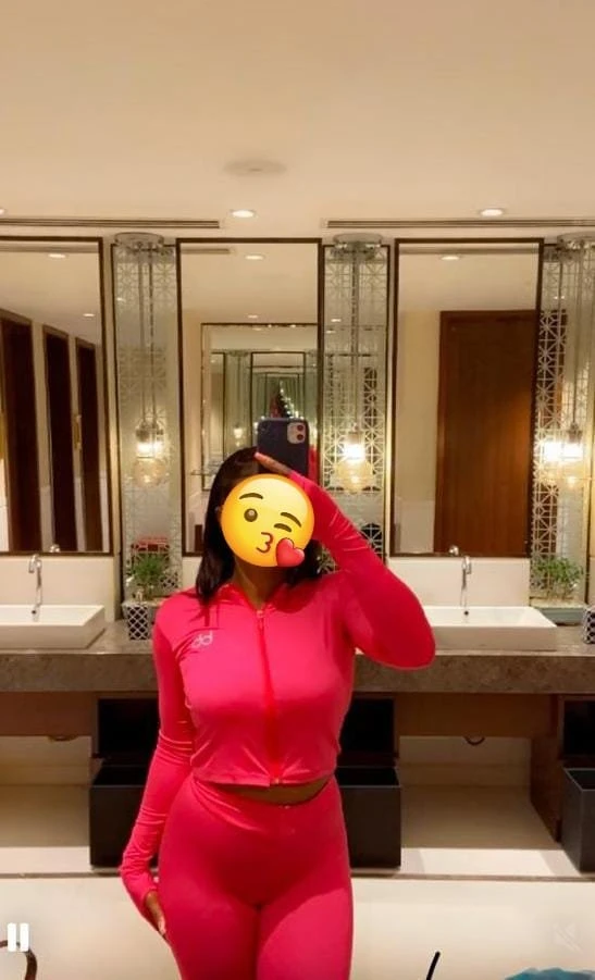 Rita – South African escort in Kolkata — 2 / 3