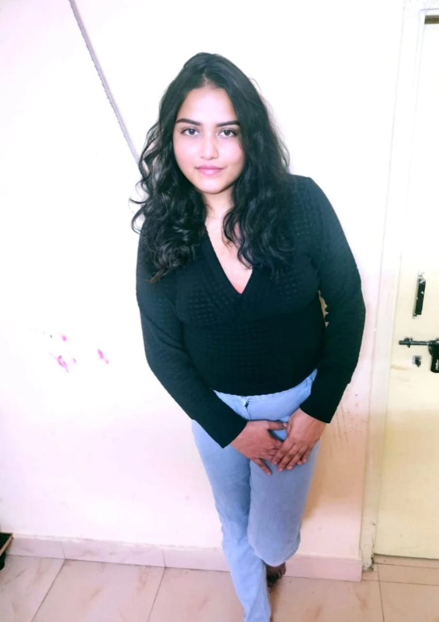 Disha Hot (Cam ) Vc Fm Only – Indian escort in Surat — 2 / 3