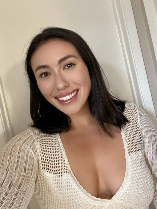Sufiya – Swedish escort in Stockholm — 8 / 13