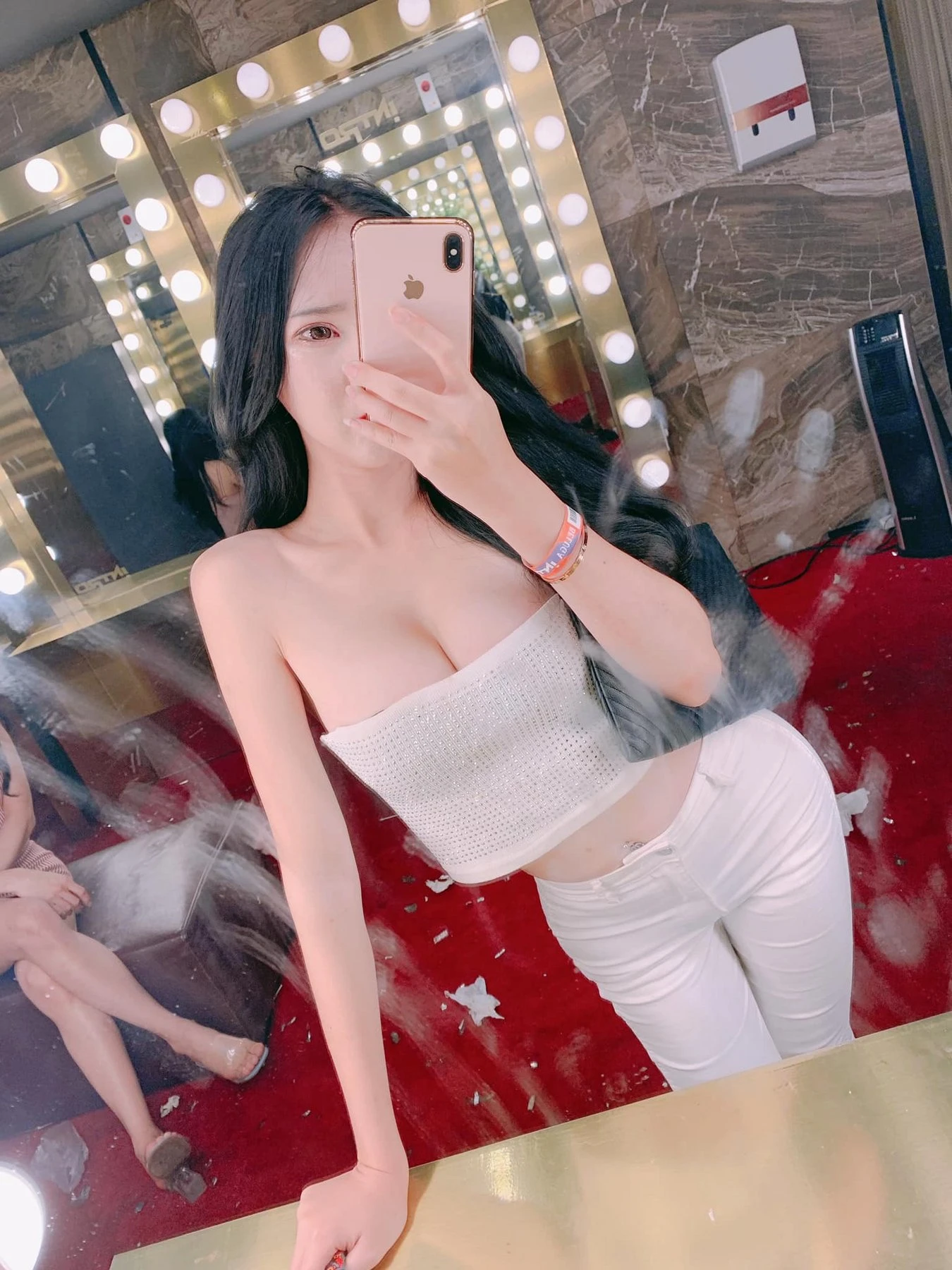 Pinky Anal babe – South Korean escort in Seoul — 2 / 6