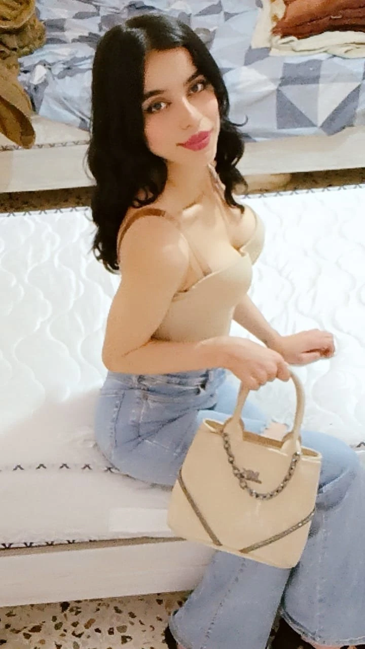 Lilas – Lebanese escort in Beirut — 3 / 5