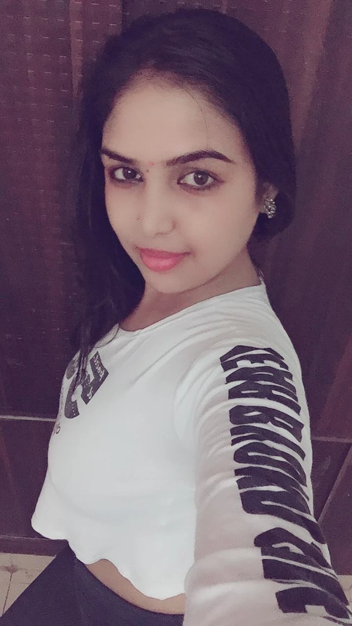 Keerthi – Indian escort in Hyderabad — 3 / 5