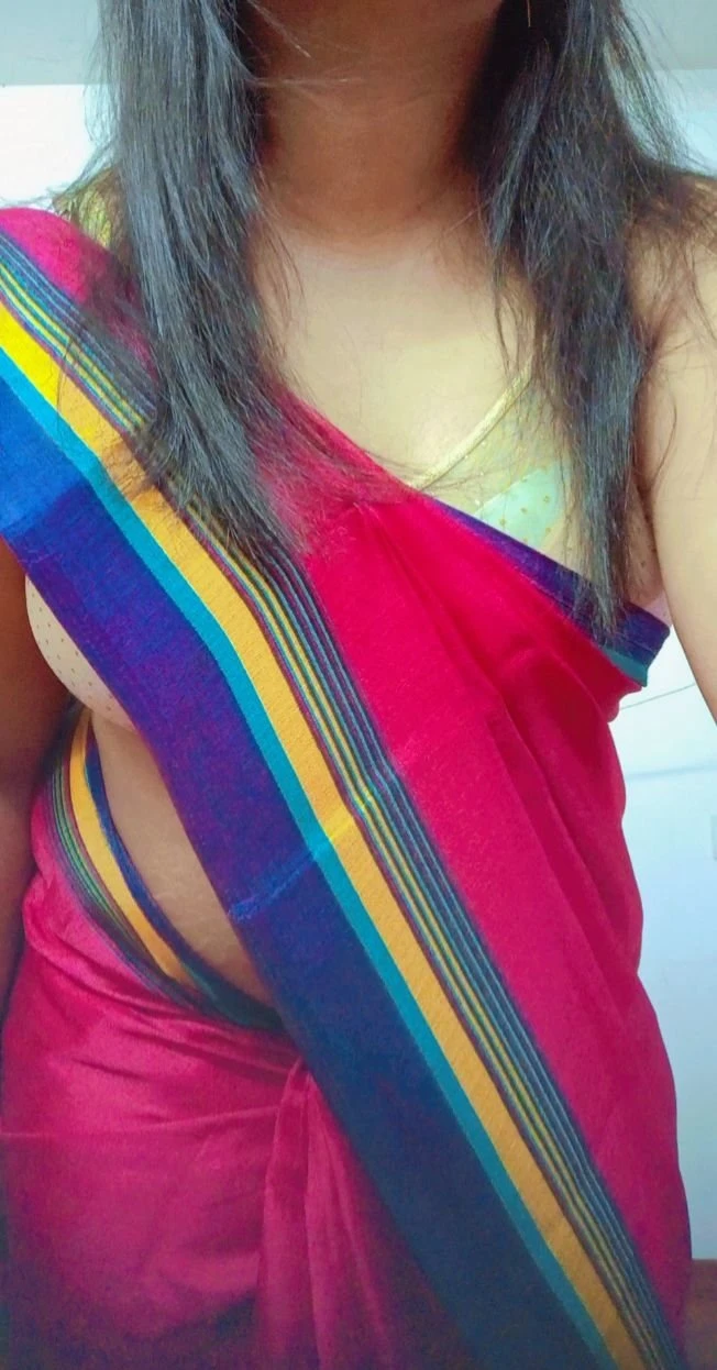Nimisha Nimmi – Indian escort in Kochi — 3 / 17