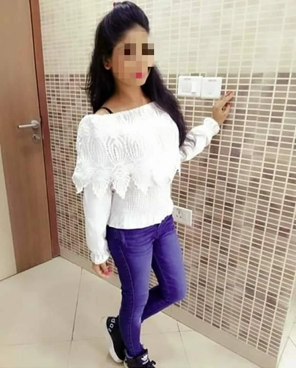 Muskan Singh Genuine Body Massage – Indian escort in Mumbai — 3 / 5