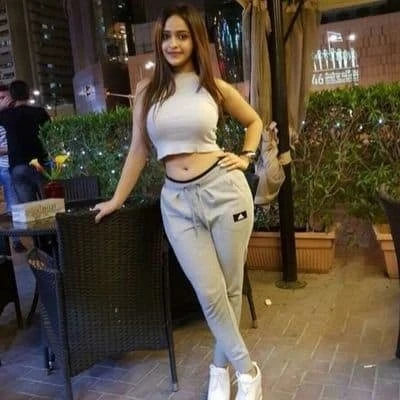 Dimpal – Indian escort in Mumbai — 1 / 2