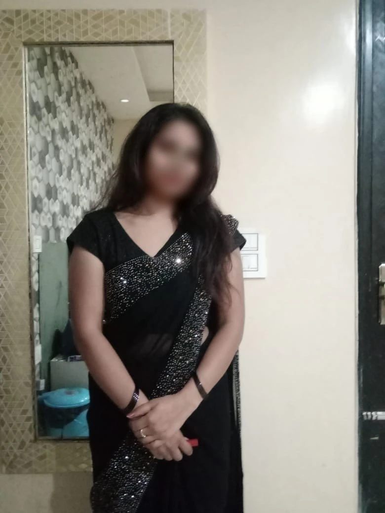 Ragini Delhi – Indian escort in New Delhi — 2 / 6