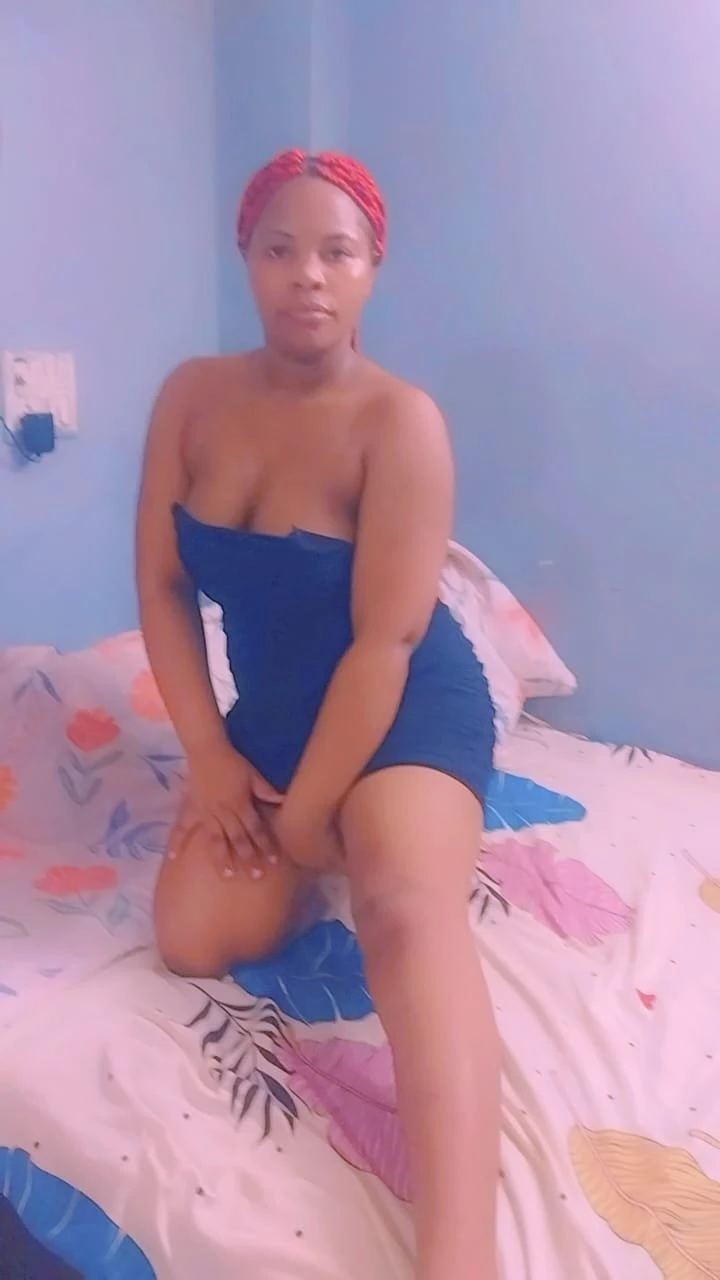 African Ivay +91//841581//9046 – escort in New Delhi — 1 / 7