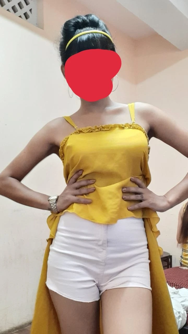 Monika – Indian escort in Mumbai — 2 / 7