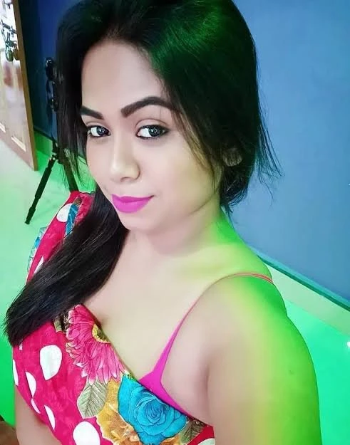 Shruti Kapoor Escorts Agency – Indian escort in Hyderabad — 3 / 4