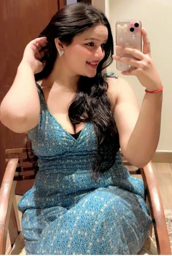 Cash Payment No Advance – Indian escort in Hyderabad — 2 / 3