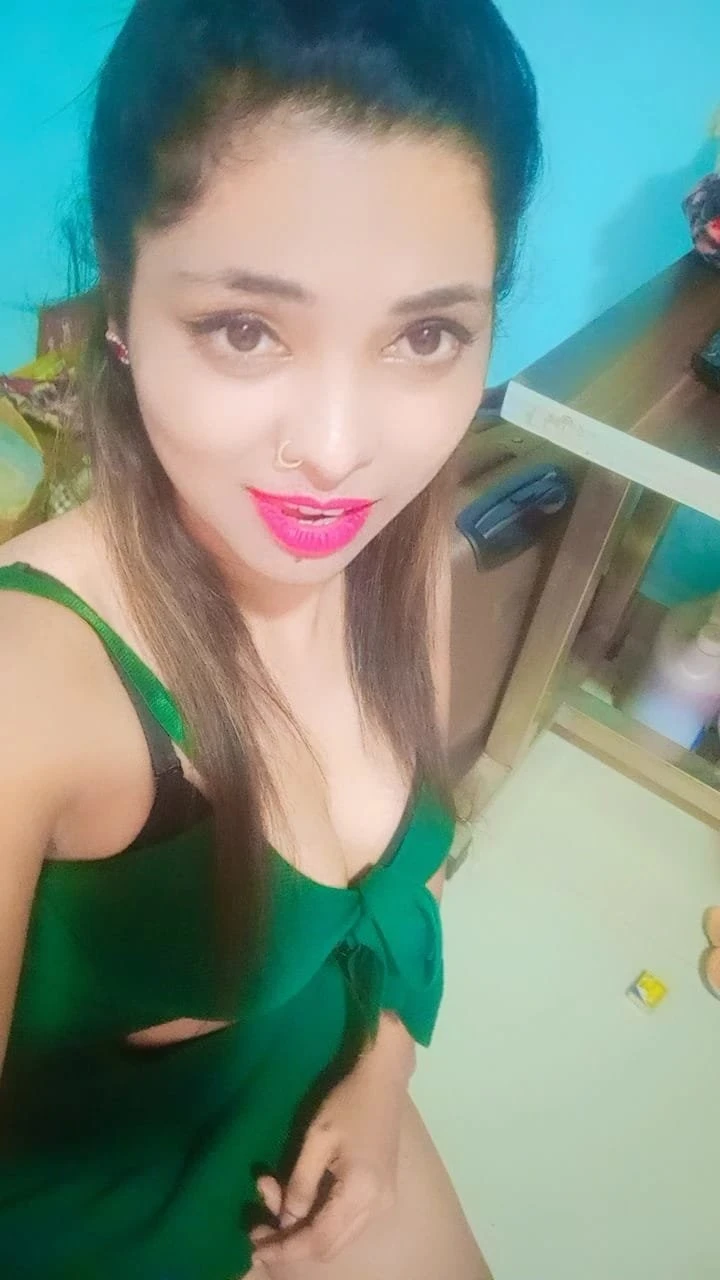 Taniya Agarwal – Iranian escort in Mumbai — 4 / 5