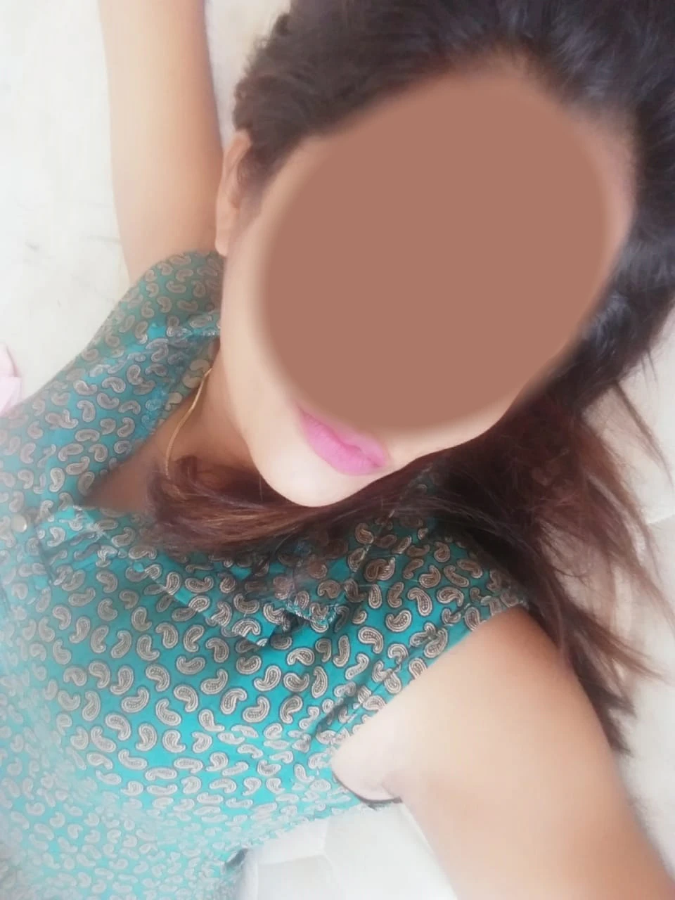 Roshell – Sri Lankan escort in Colombo — 2 / 5